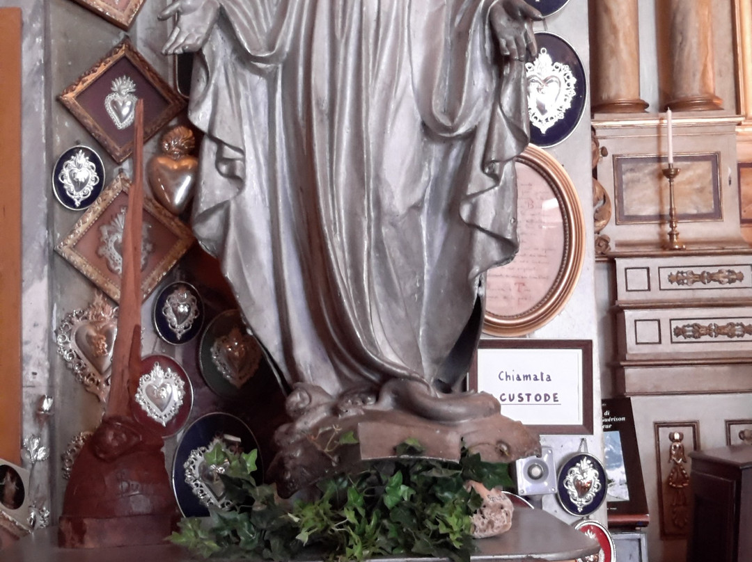 Santuario di Notre-Dame de Guérison-库马约尔必去景点