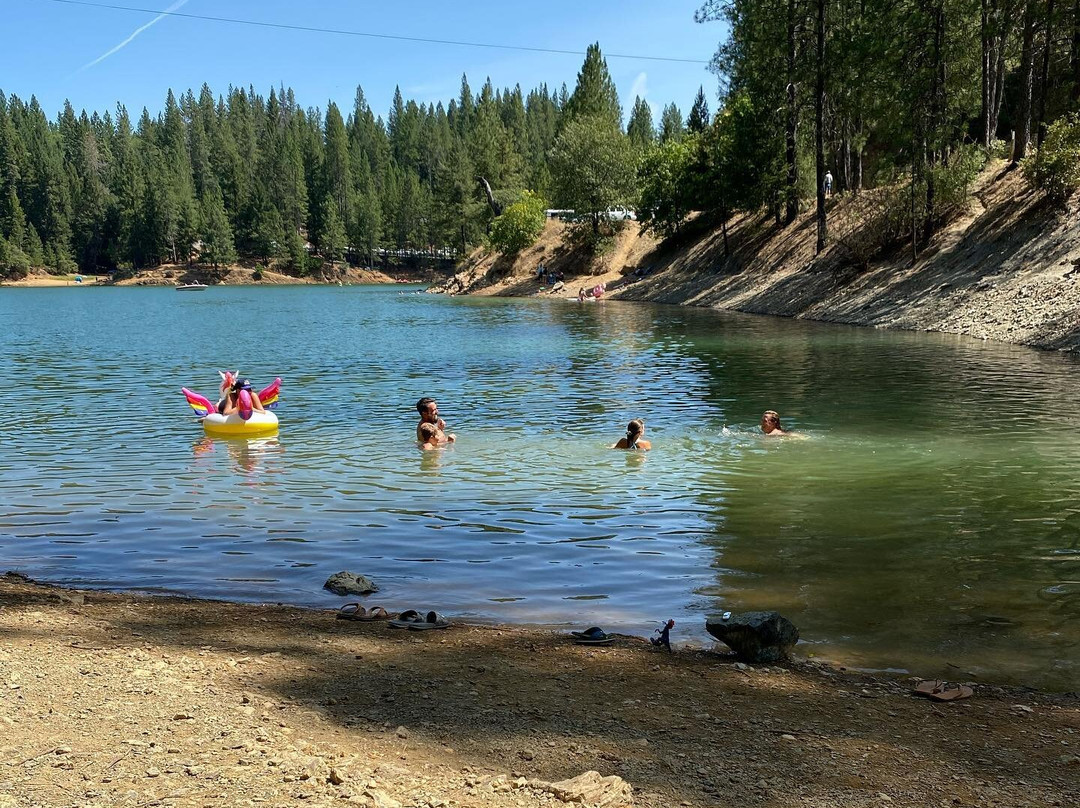Rollins Lake-Colfax必去景点