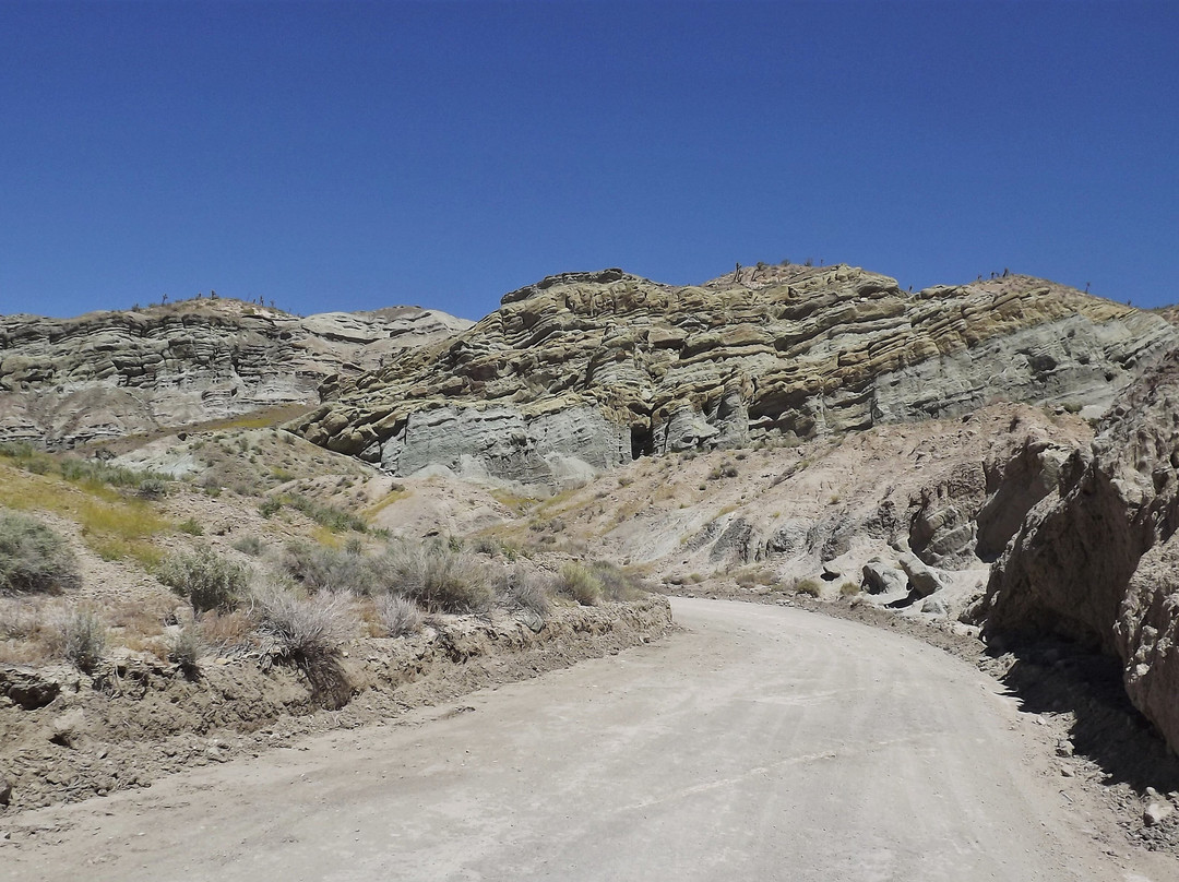 Rainbow Basin Natural Area-巴斯托必去景点