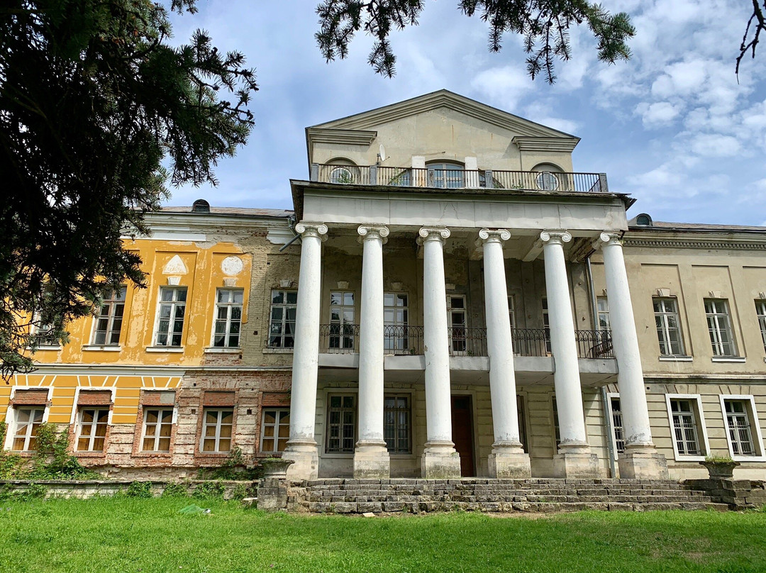 Sukhanovo Estate景点图片