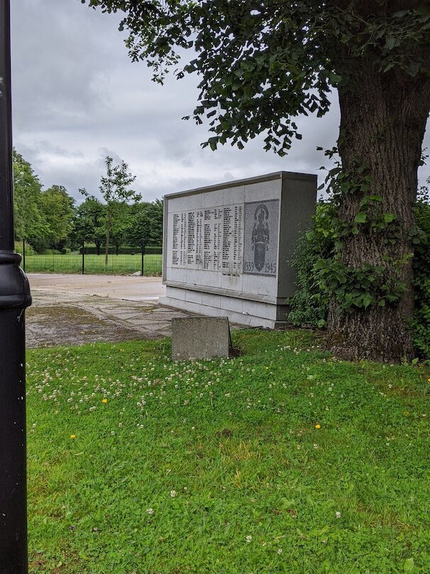 Coatbridge War Memorial景点图片