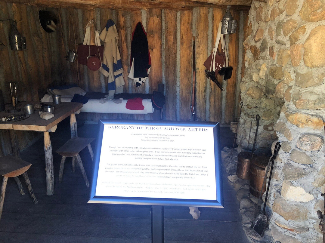 Lewis & Clark Interpretive Center (lcic)-Washburn必去景点