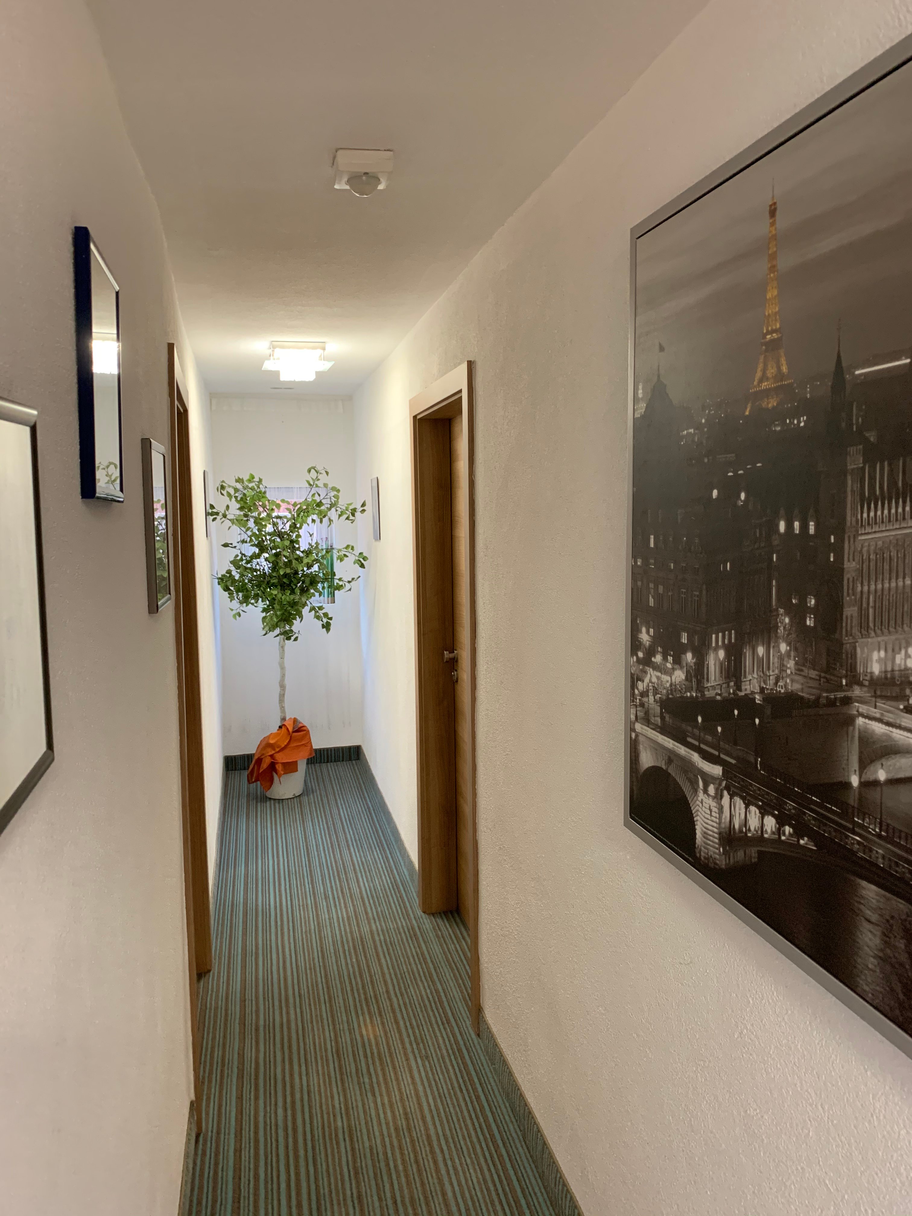 Hotel Garni zur Eisenbahn-portrait