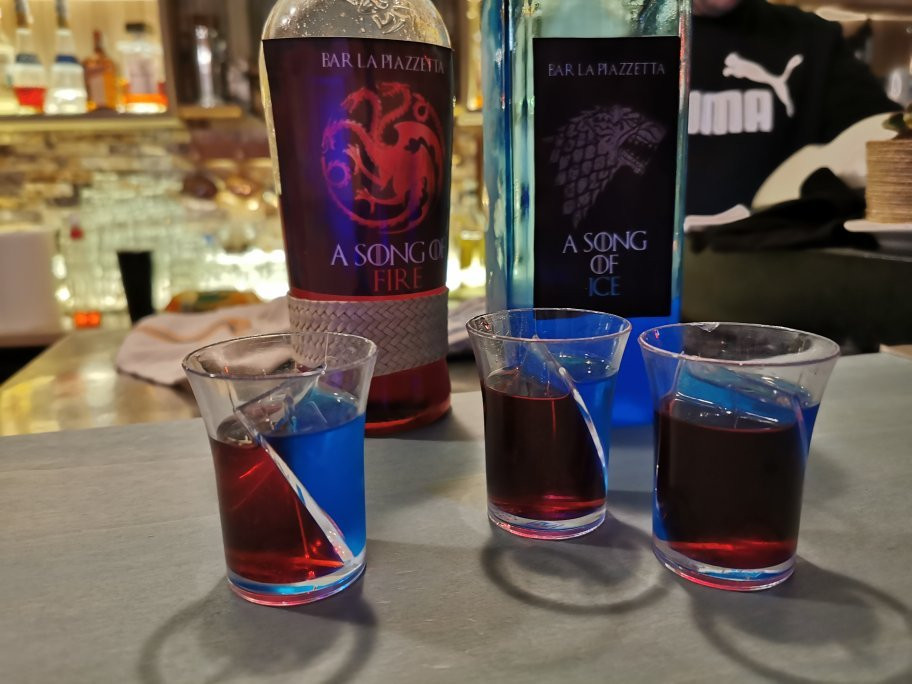 Cocktails Bar La Piazzetta-佩斯基奇必去景点