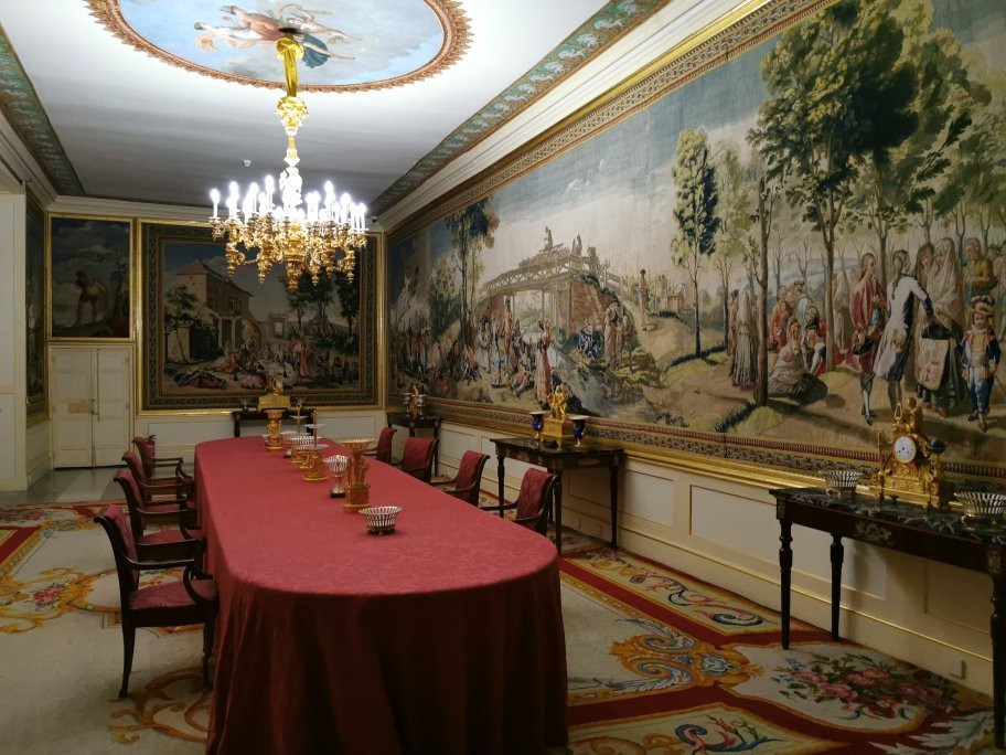 Palacio de los Borbones-埃尔·埃斯科里亚必去景点