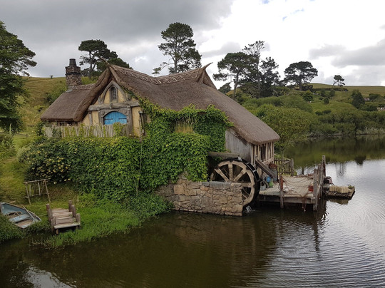 Clem and Judy Richards-芒格努伊山必去景点