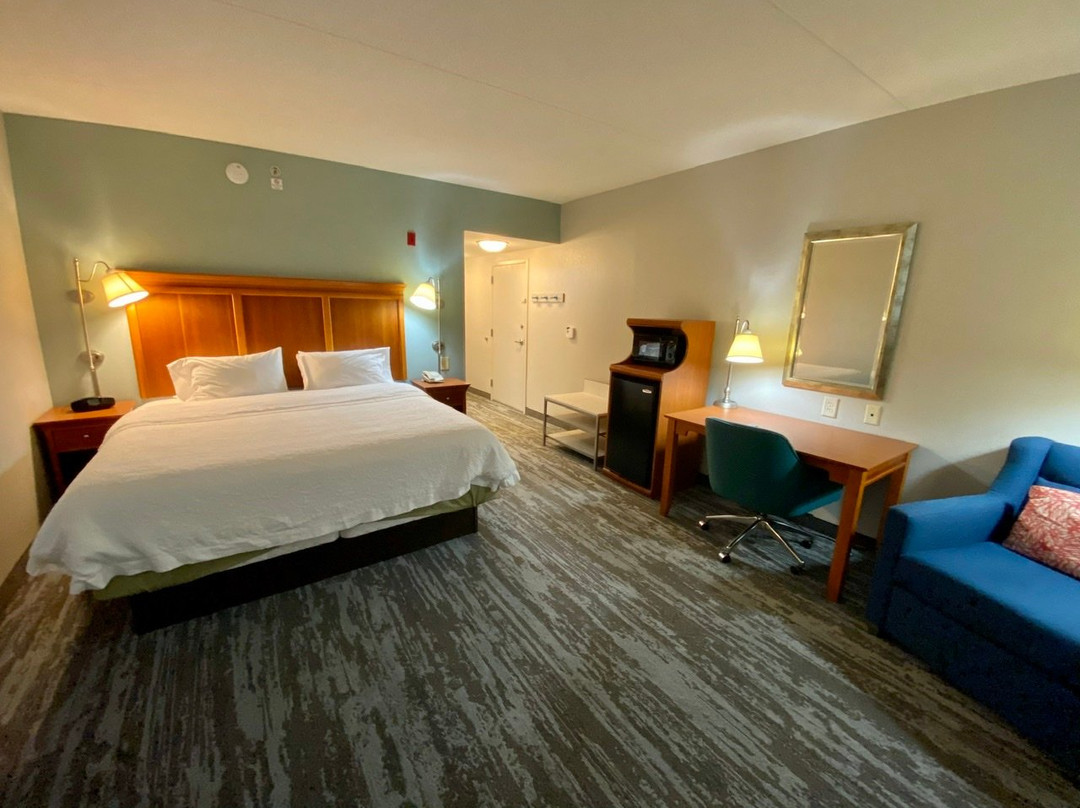 Hampton Inn Wilmington-University Area/Smith Creek Station主图