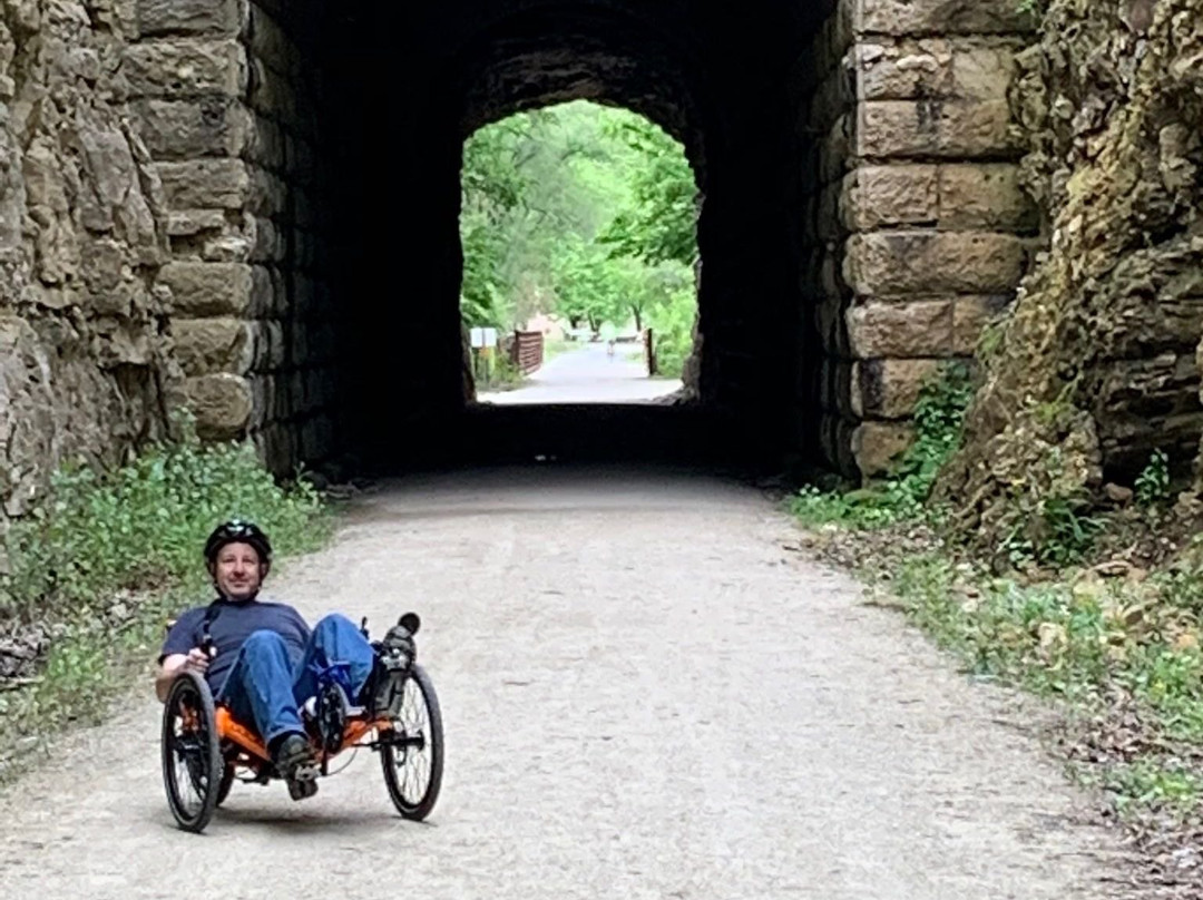 Katy Trail Bed & Bikefest B&B主图