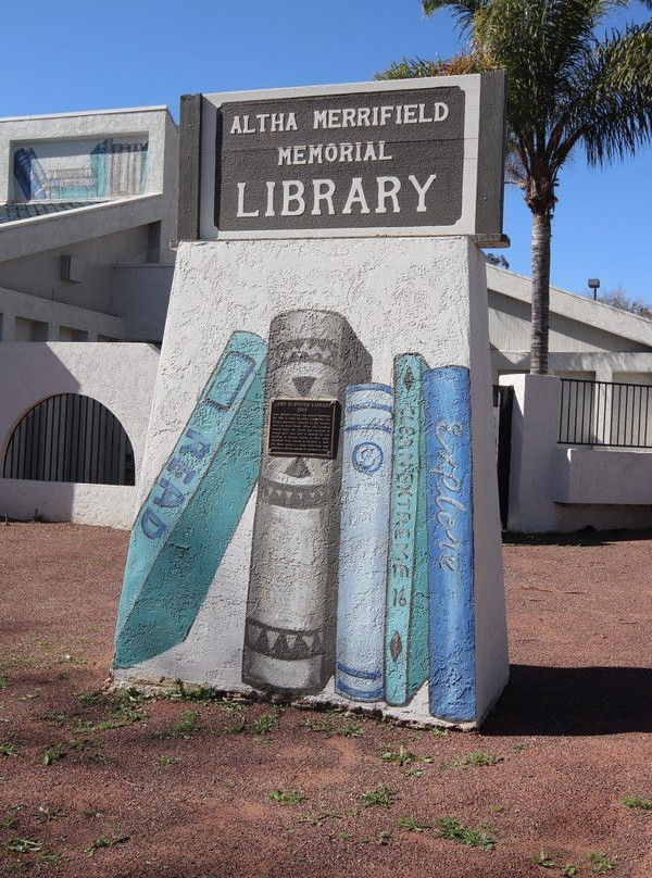 Lake Elsinore Library-埃尔西诺湖必去景点