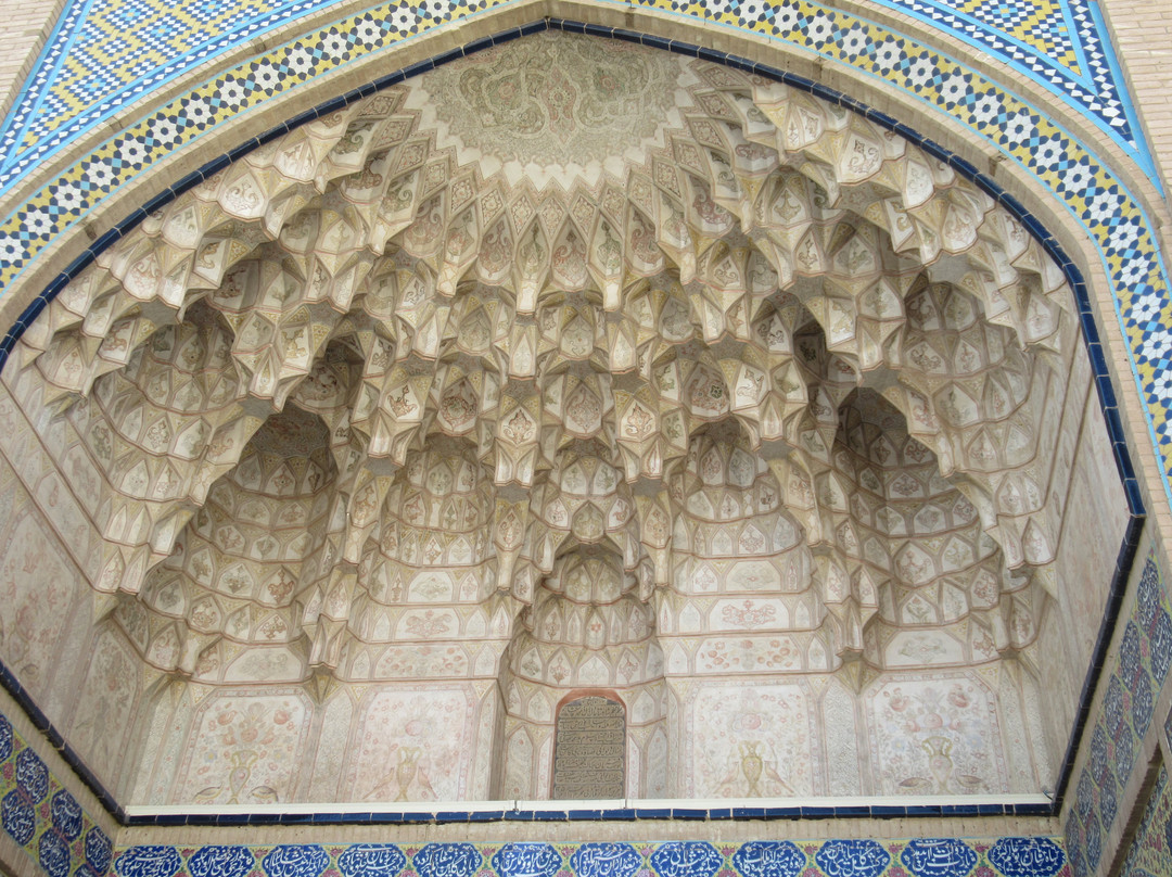 Agha Bozorg Mosque景点图片
