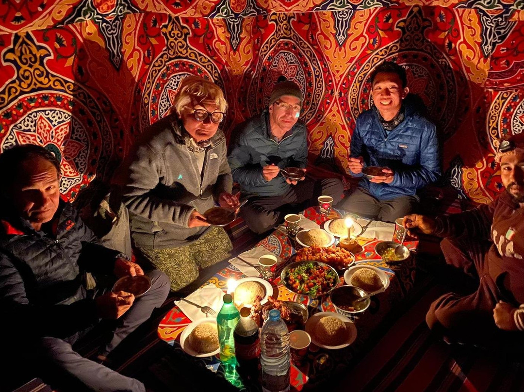 White Desert Overnight Tours-Bawiti必去景点