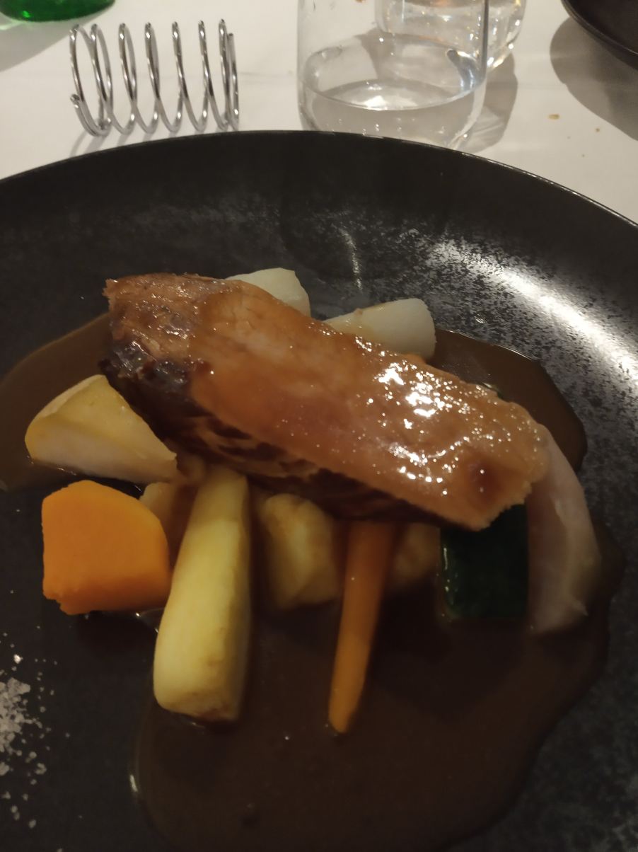 Logis Hôtel Restaurant Aux Maisons-餐饮