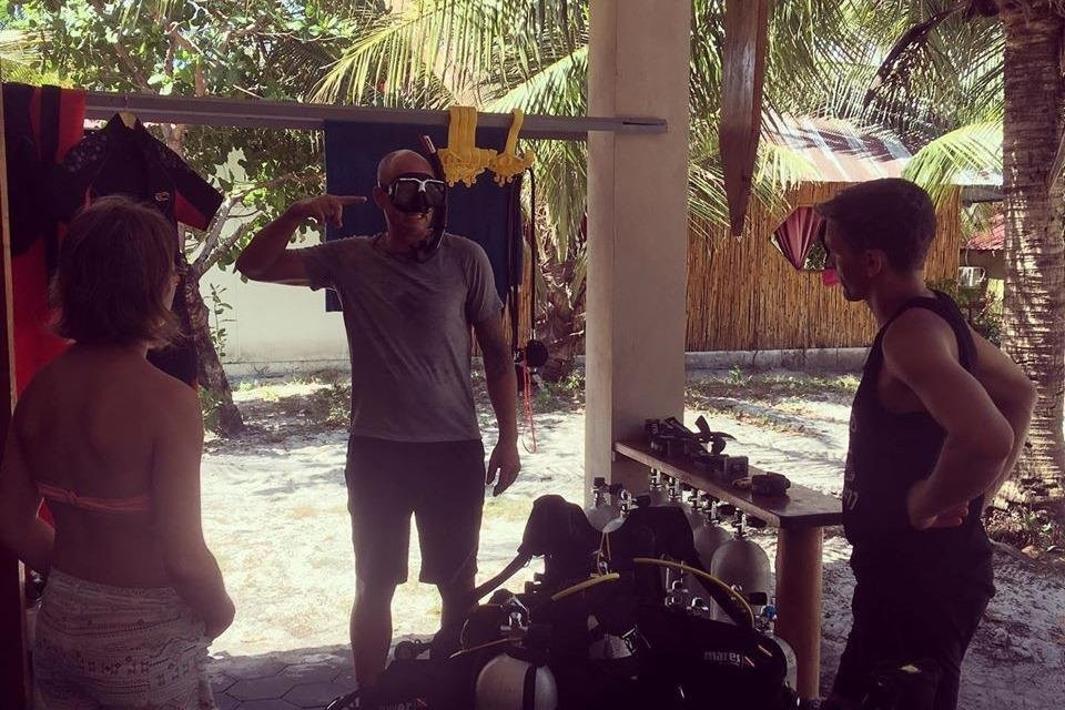 Paradise Diving & Watersports-高龙撒冷岛必去景点