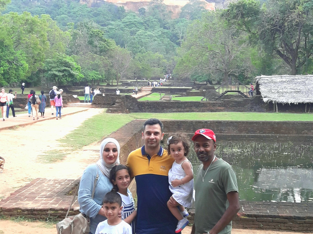 Lanka Inora Travels-佩拉德尼亚必去景点