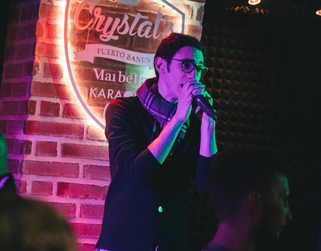 Crystal's Karaoke Puerto Banus景点图片