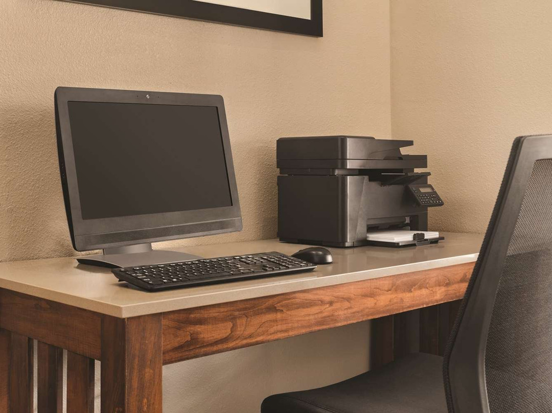 Country Inn & Suites by Radisson, Dubuque, IA主图