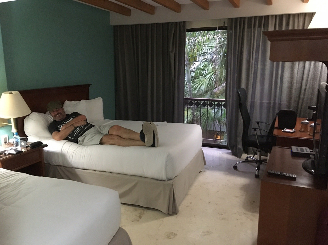 Capital Plaza Hotel主图