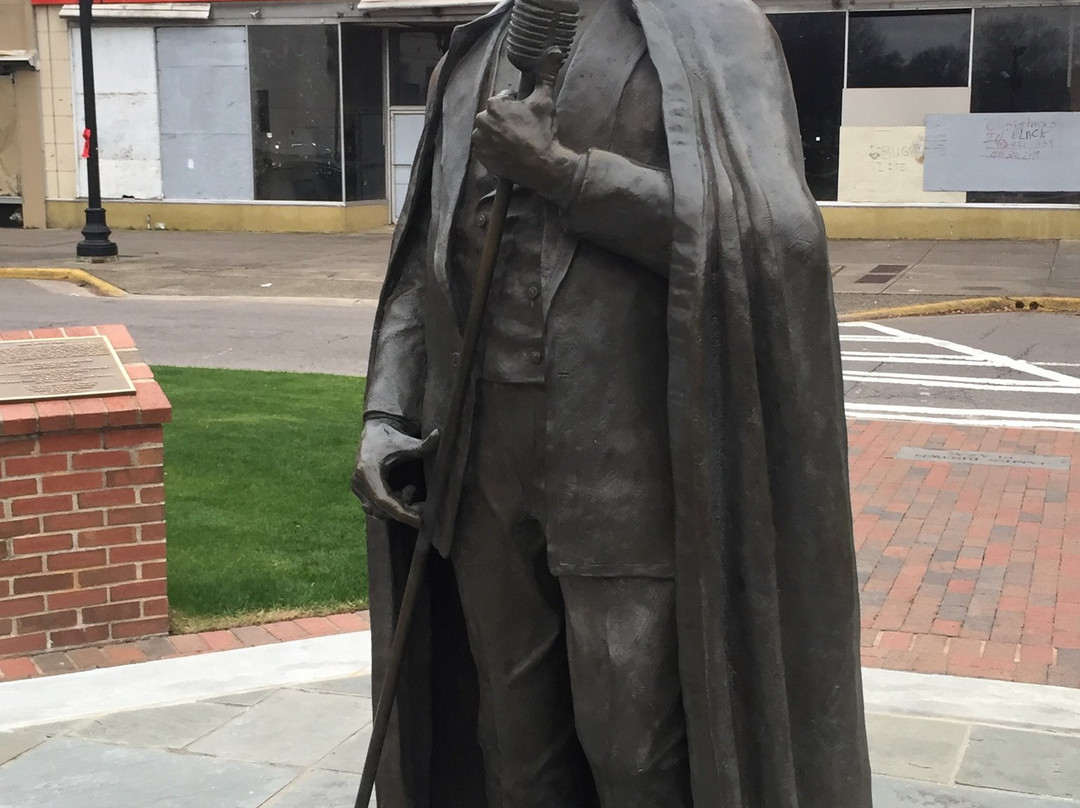 James Brown Statue-奥古斯塔必去景点