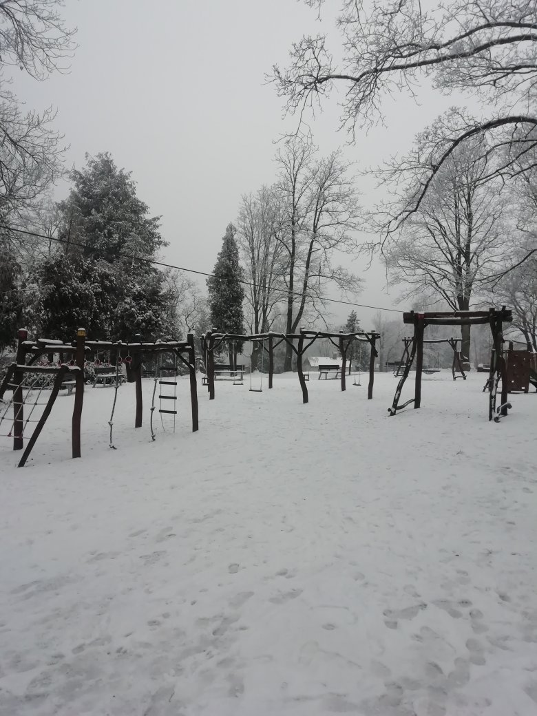 Parkhotel Smrzovka-官方