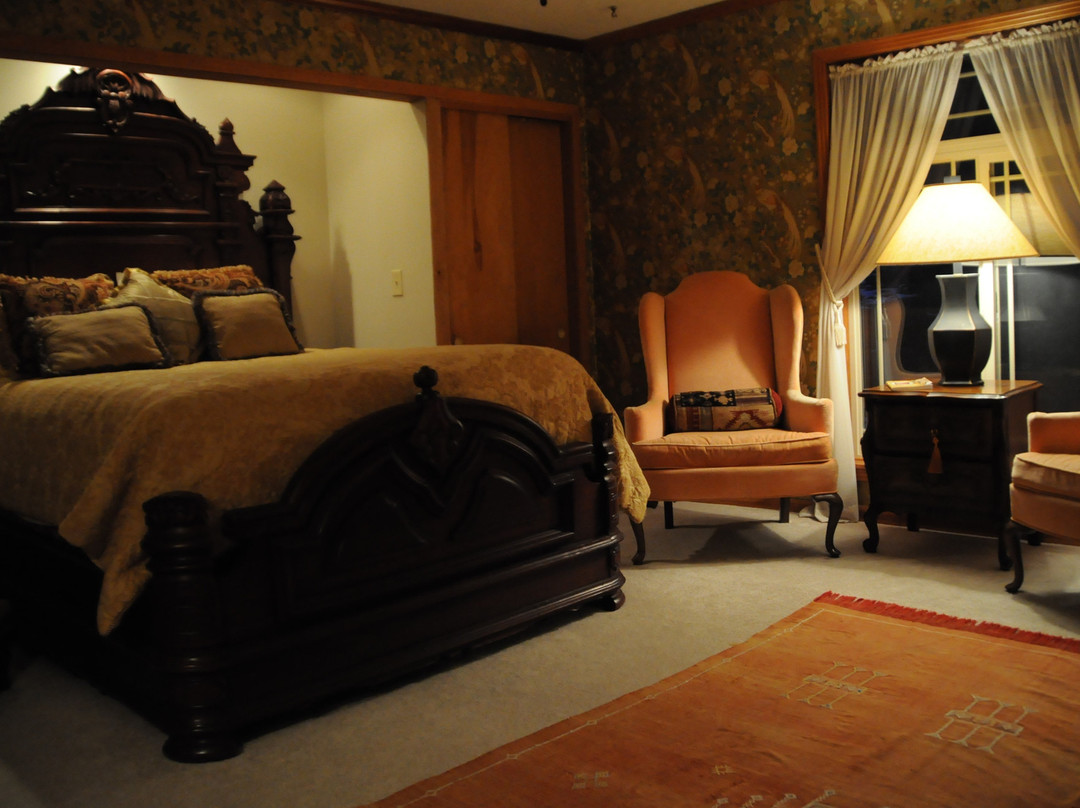 Cascade Hollow Lodge主图