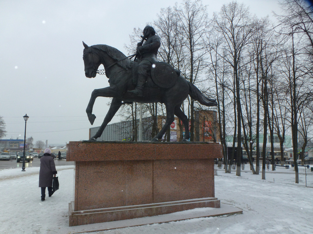 Monument to the Commander Fyodor Boborykin景点图片