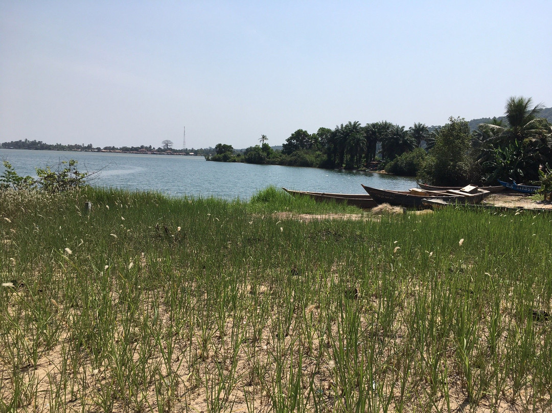 Lake Piso-Robertsport必去景点