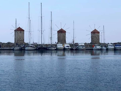 Rhodes Taxi Tours-罗德斯必去景点