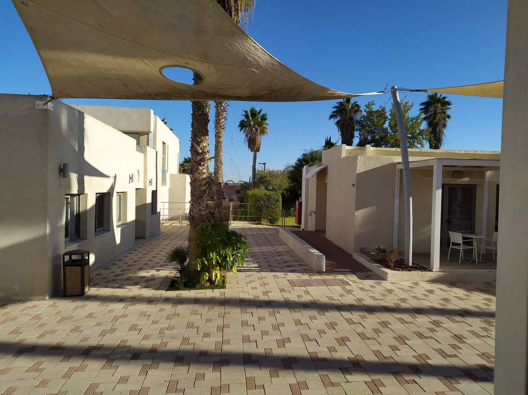 Desert Iris Hotel主图