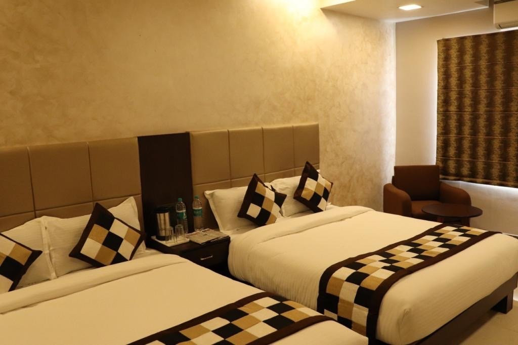 Mangal Grand Hotel主图