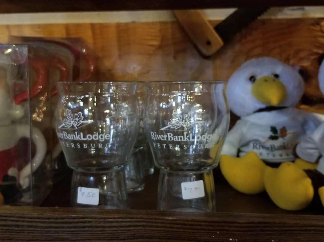 RiverBank Lodge主图