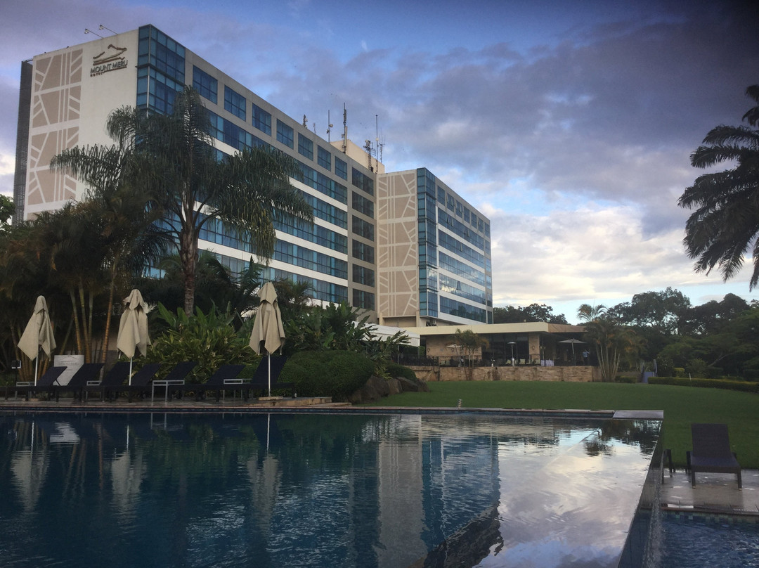 Mount Meru Hotel主图