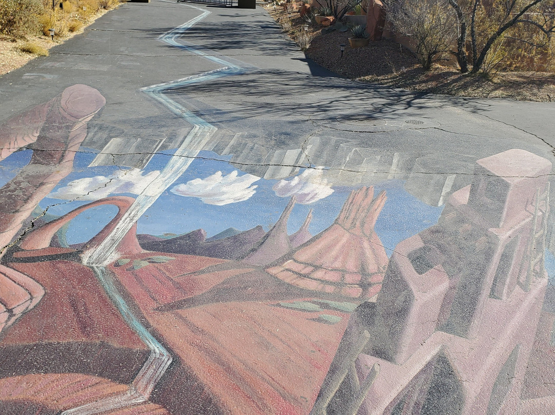 Coyote Gulch Art Village景点图片