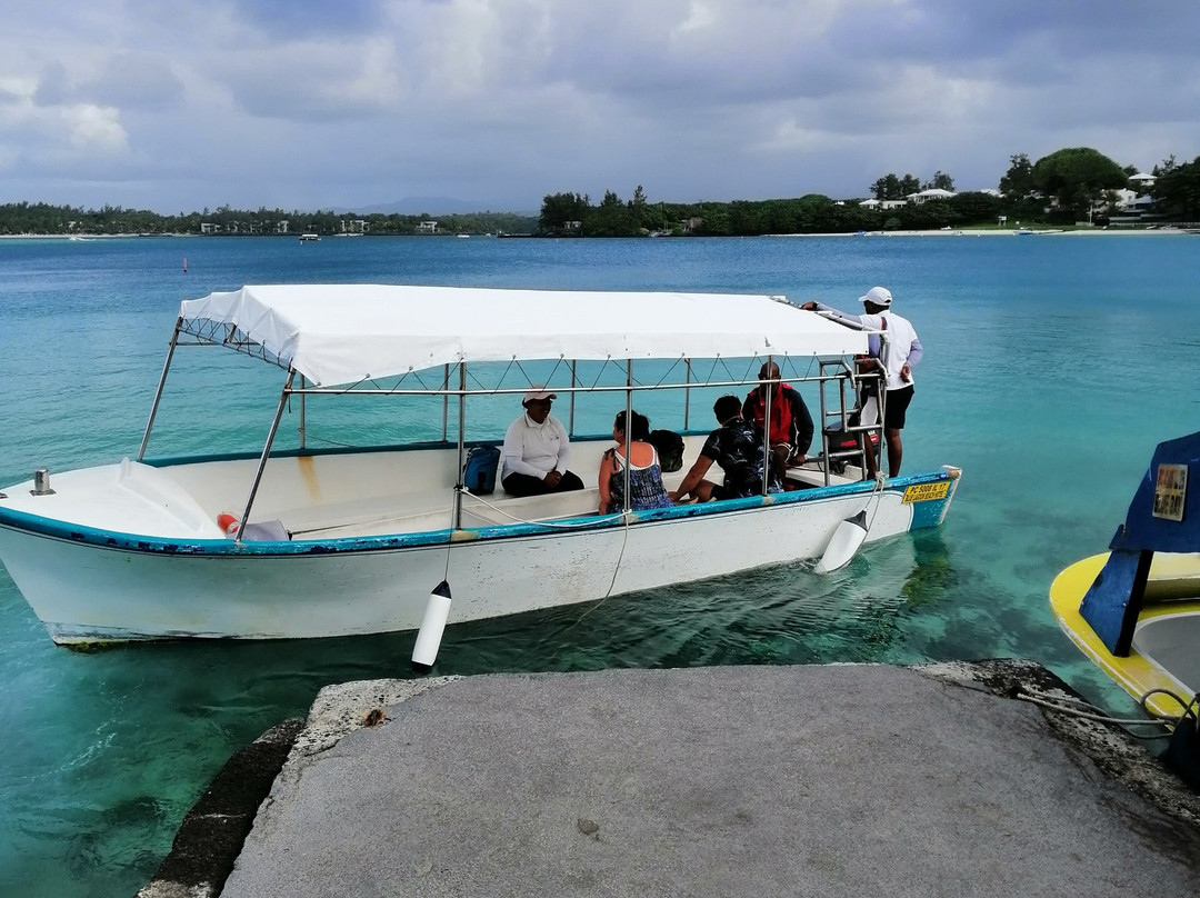 Blue Bay Marine Park-马喜埔必去景点