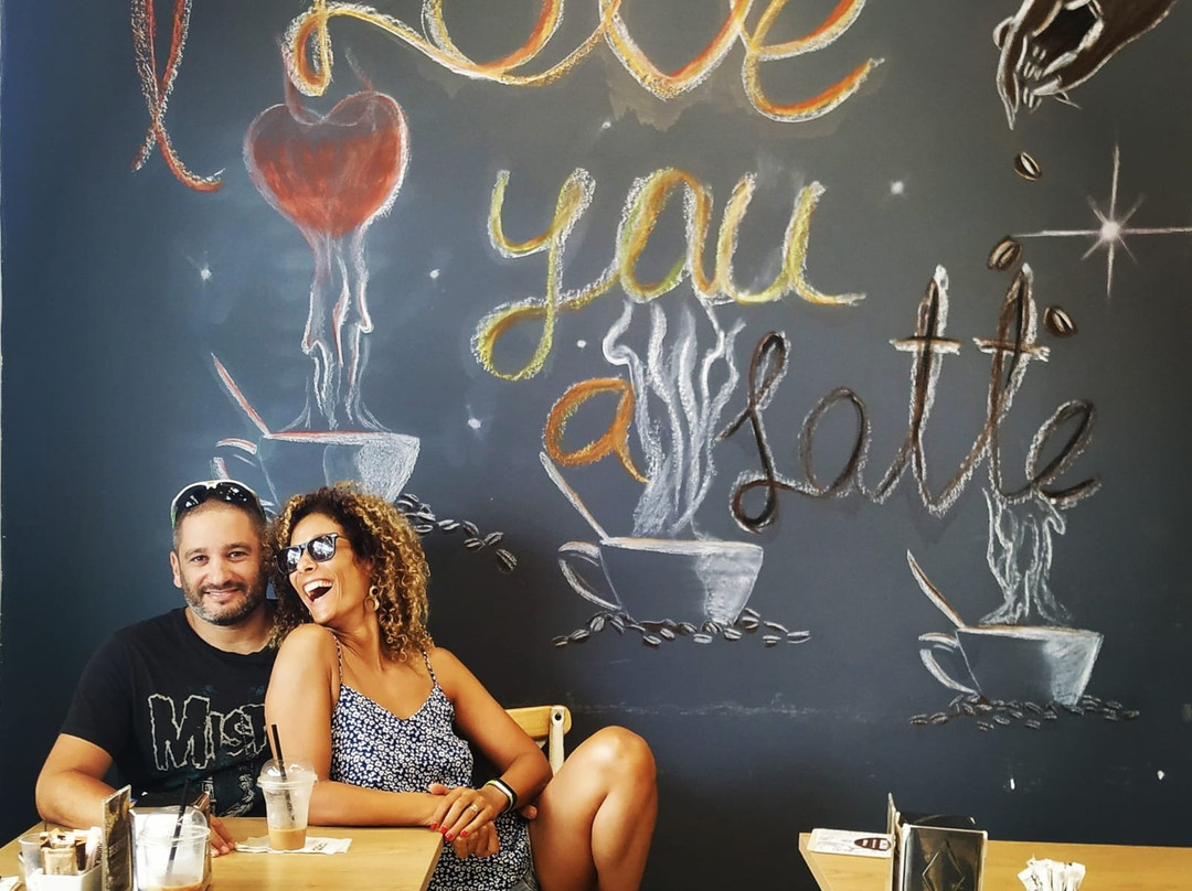 提比利亚餐馆和美食-Coffee Cap Espresso Bar