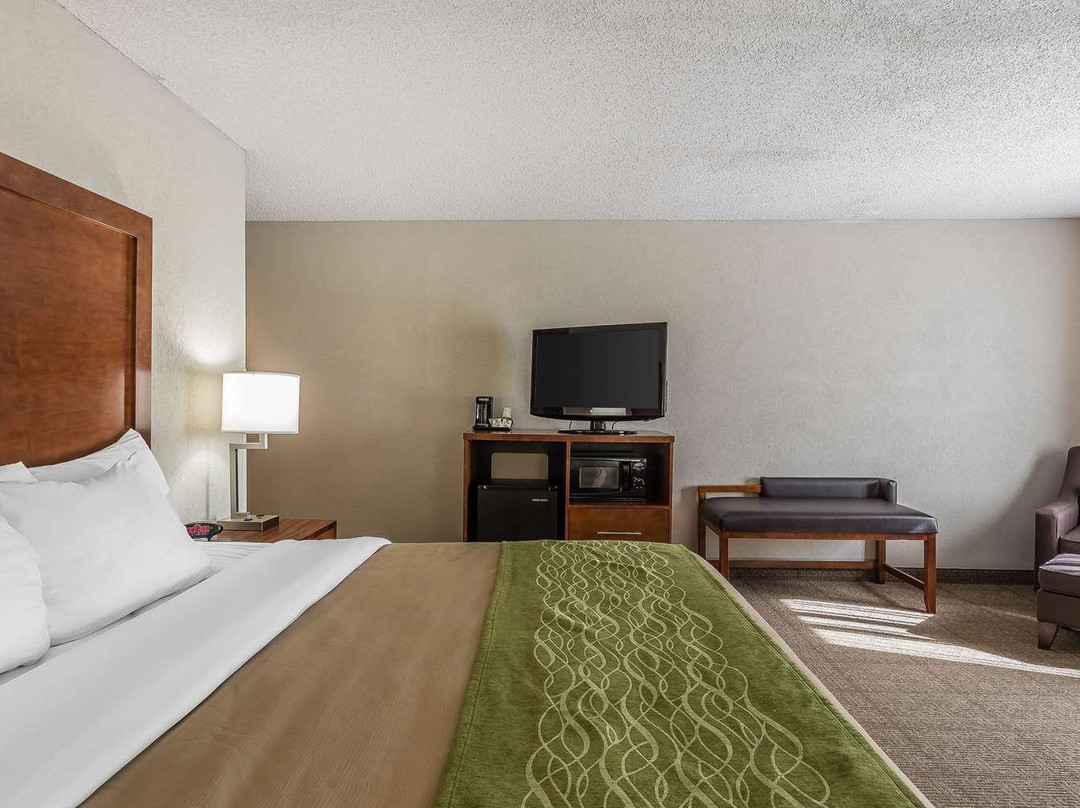 Quality Inn Summerville-Charleston主图