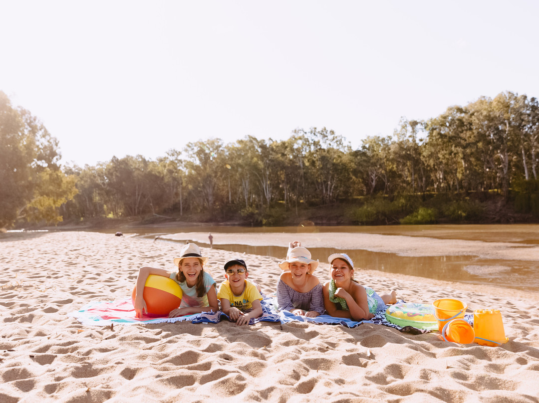 Wagga Beach景点图片