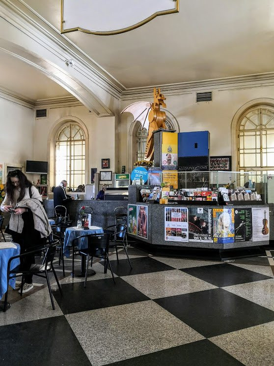 Ljubljana Railway Station-卢布尔雅那必去景点
