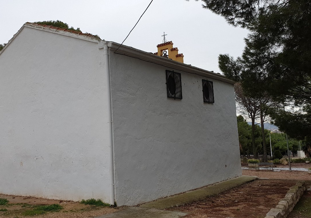 Ermita San Crispin-埃尔达必去景点