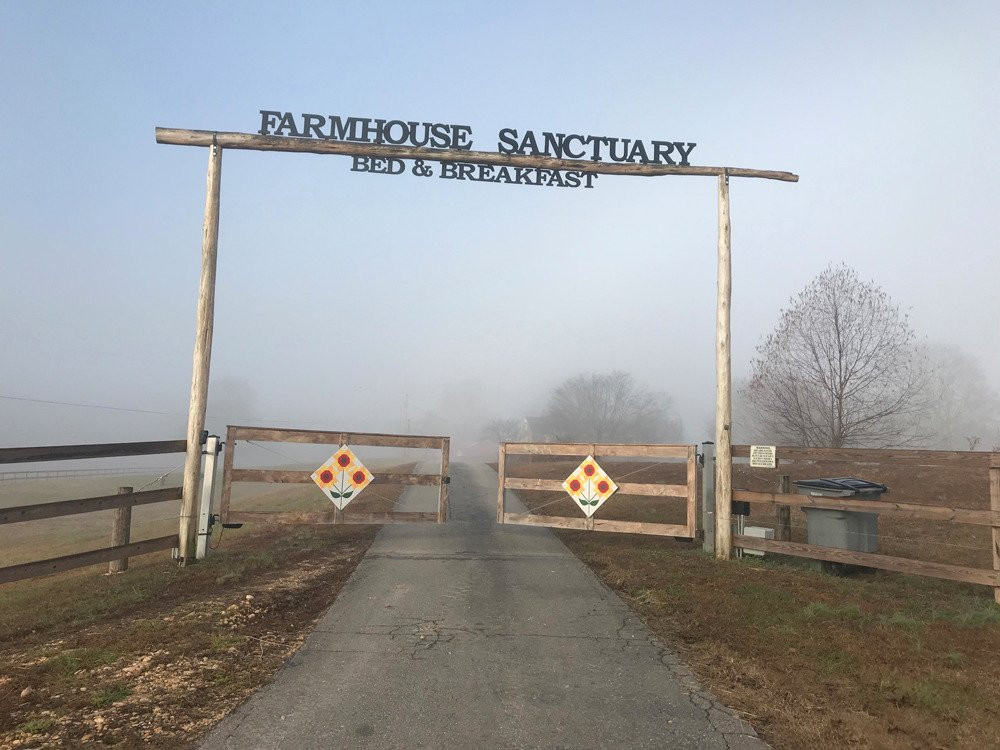 Farmhouse Sanctuary主图