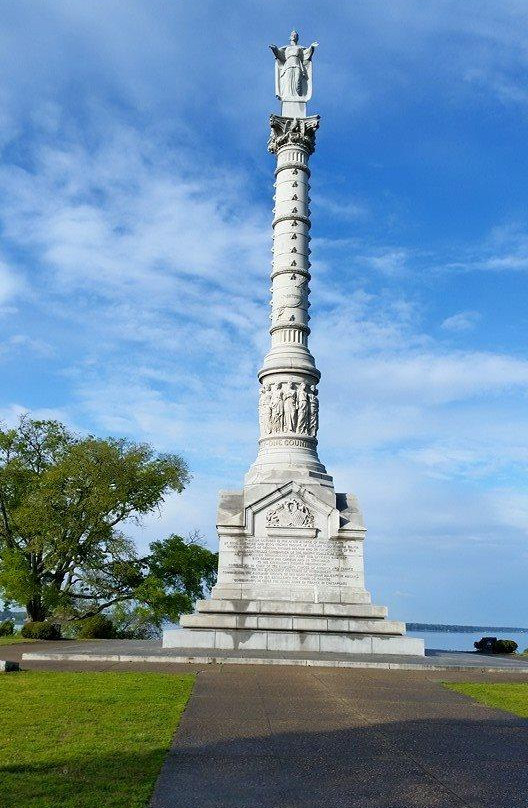 Yorktown Victory Monument景点图片