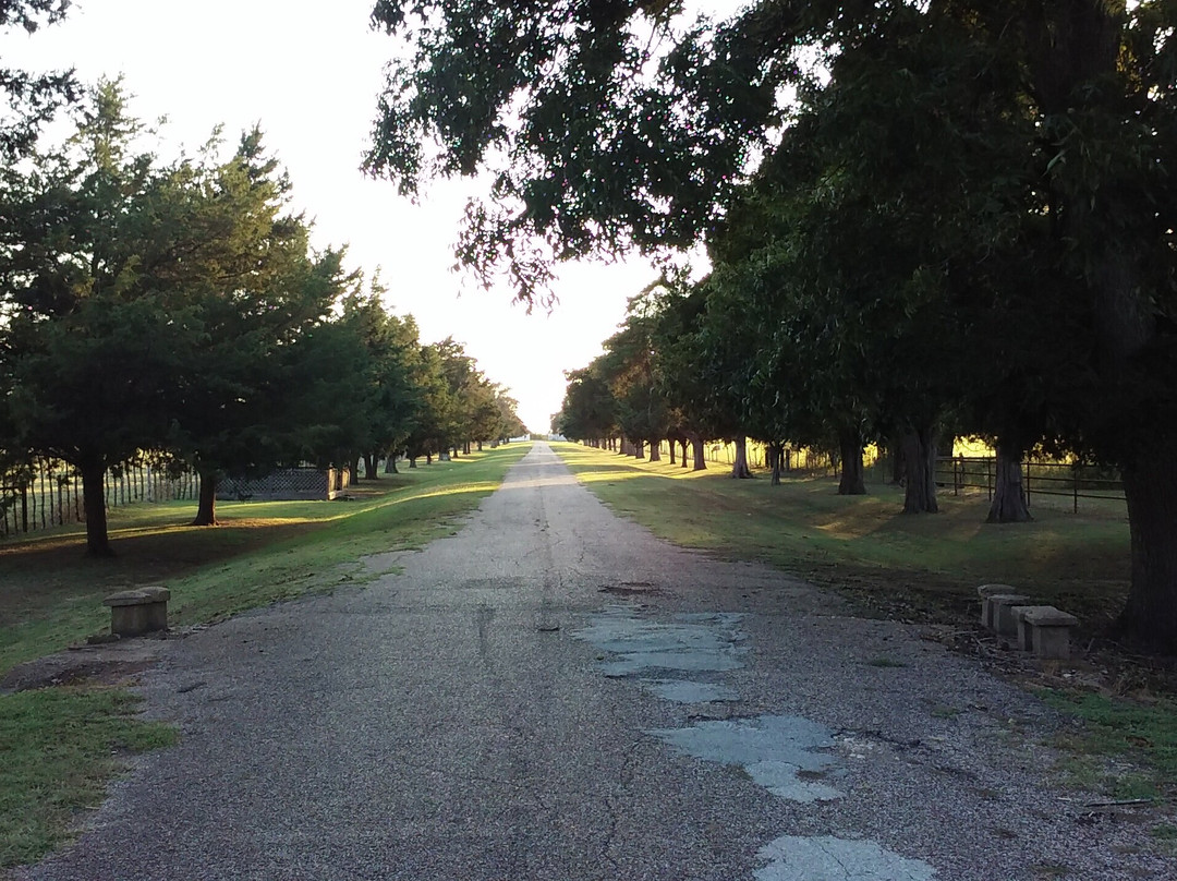 Fort Parker Memorial Cemetery