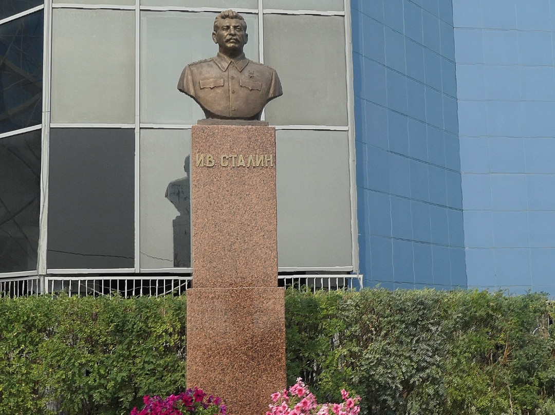 Stalin Monument-雅库茨克必去景点