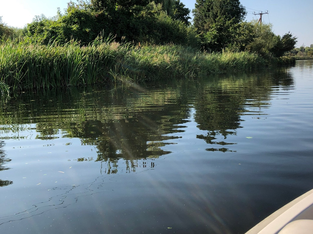 Lee Valley Boat Centre景点图片