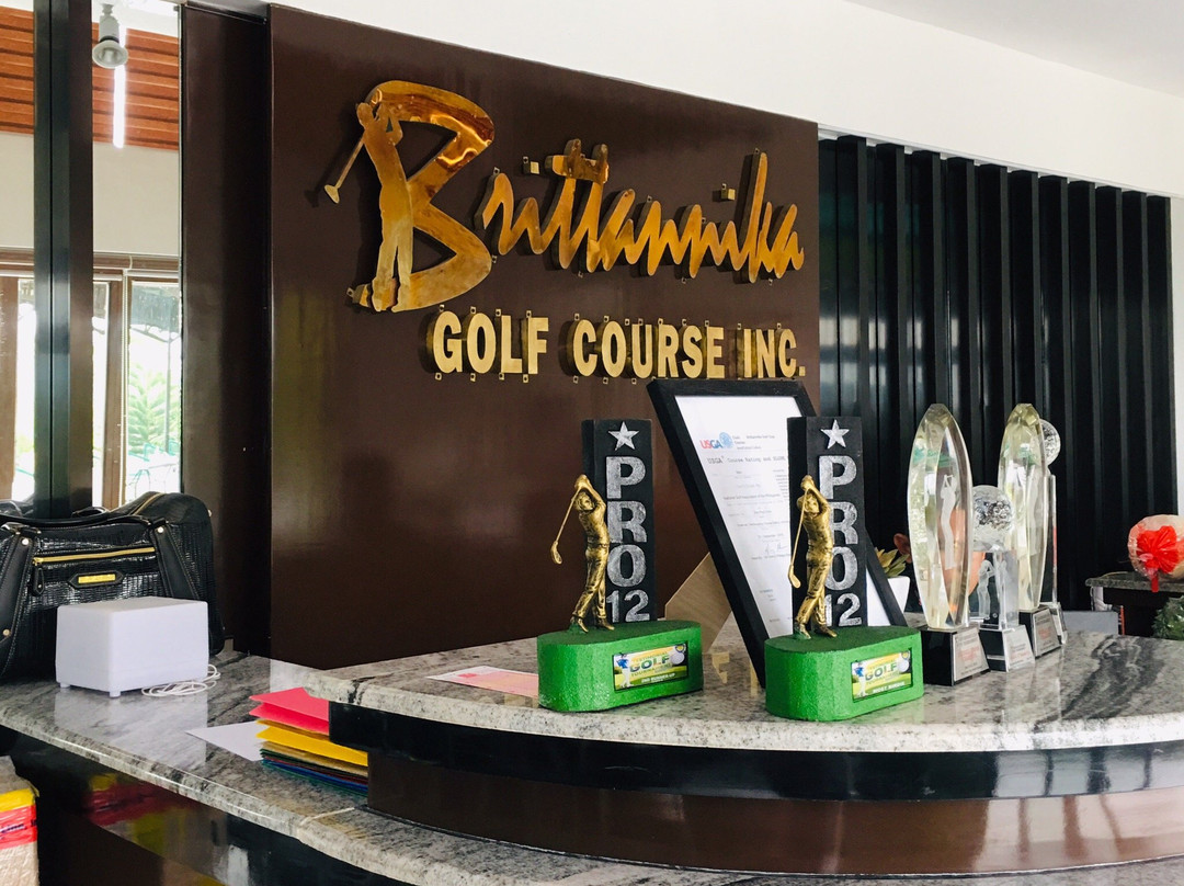 Brittannika Golf Course景点图片