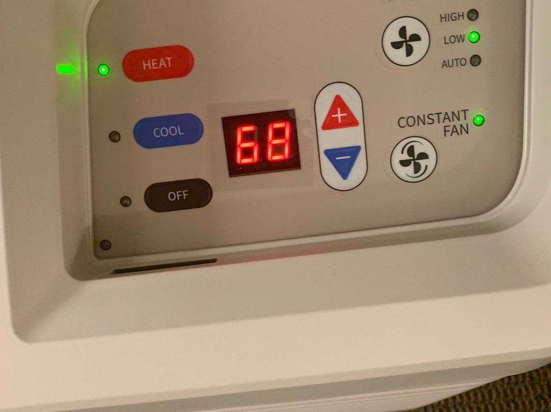 Paynesville Inn And Suites主图