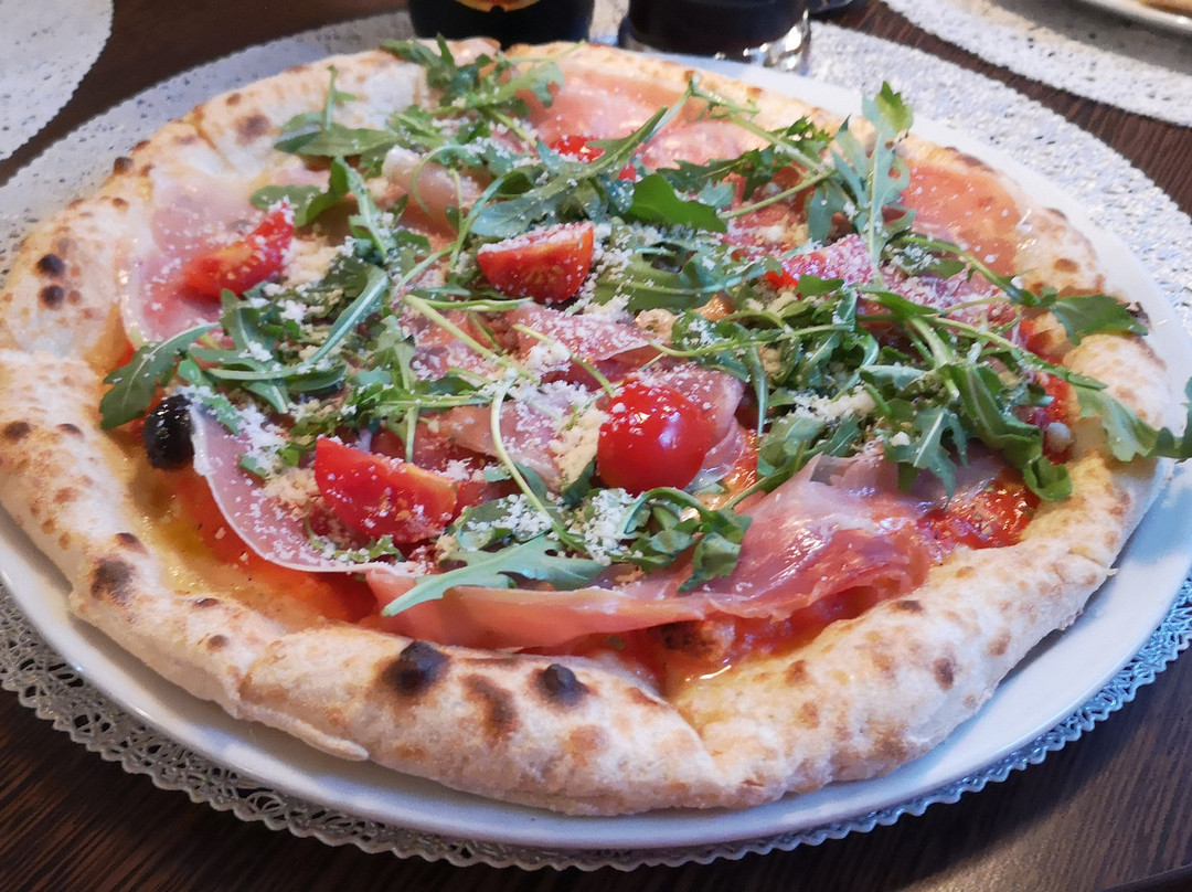Zakovce餐馆和美食-Pizza Orchidea
