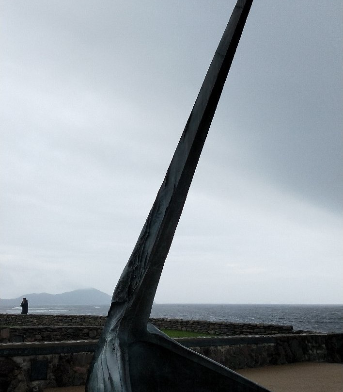 Arthach Dana, Amergin Memorial Sculpture & Sundial-Waterville必去景点