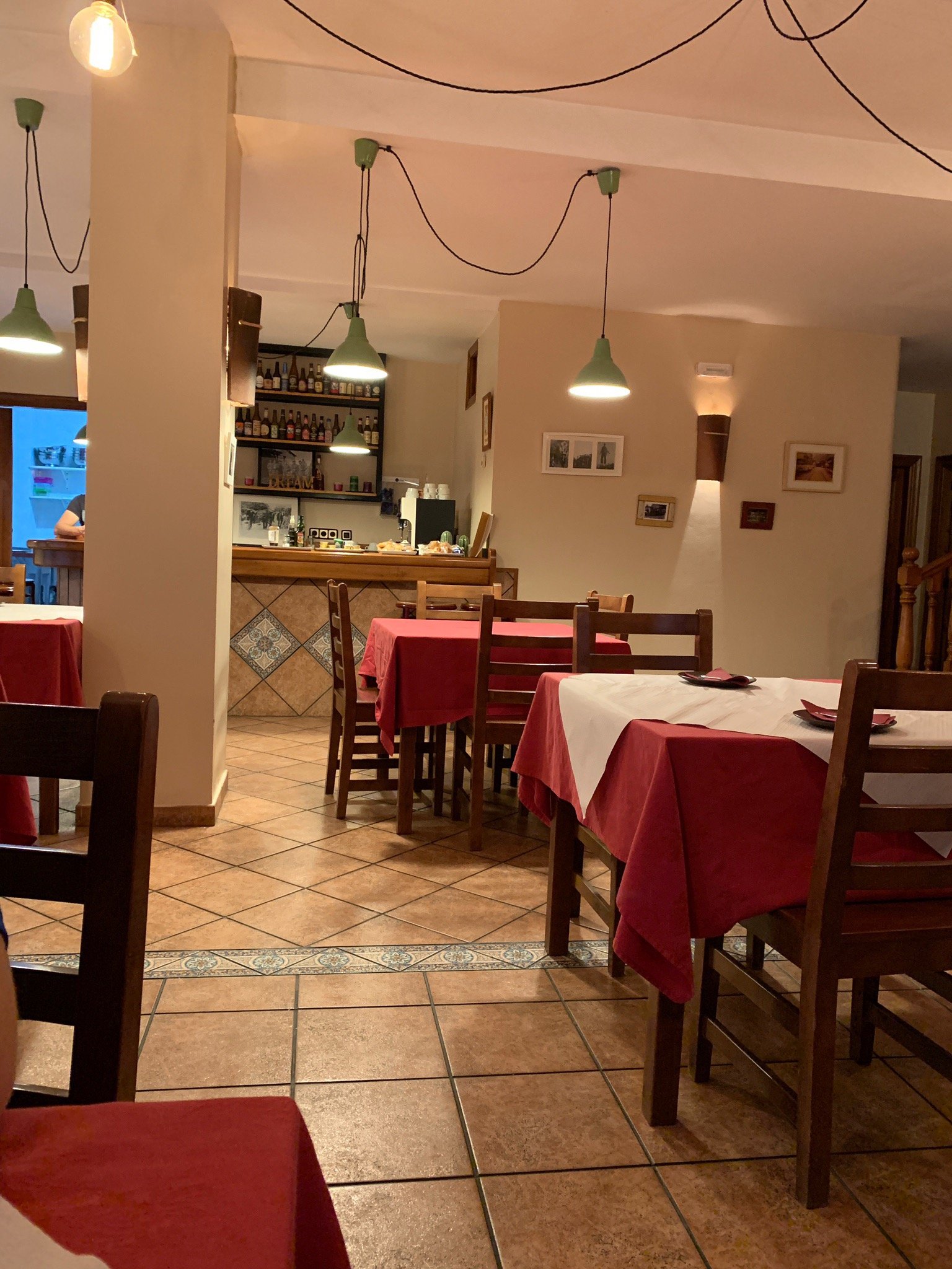 Hotel Valle de Quiros-官方