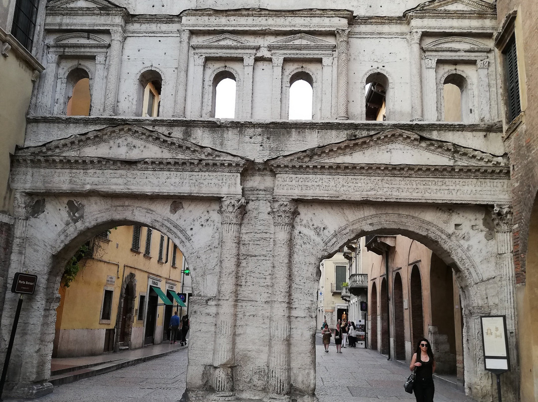 Porta Borsari - World Heritage Site-维罗纳必去景点