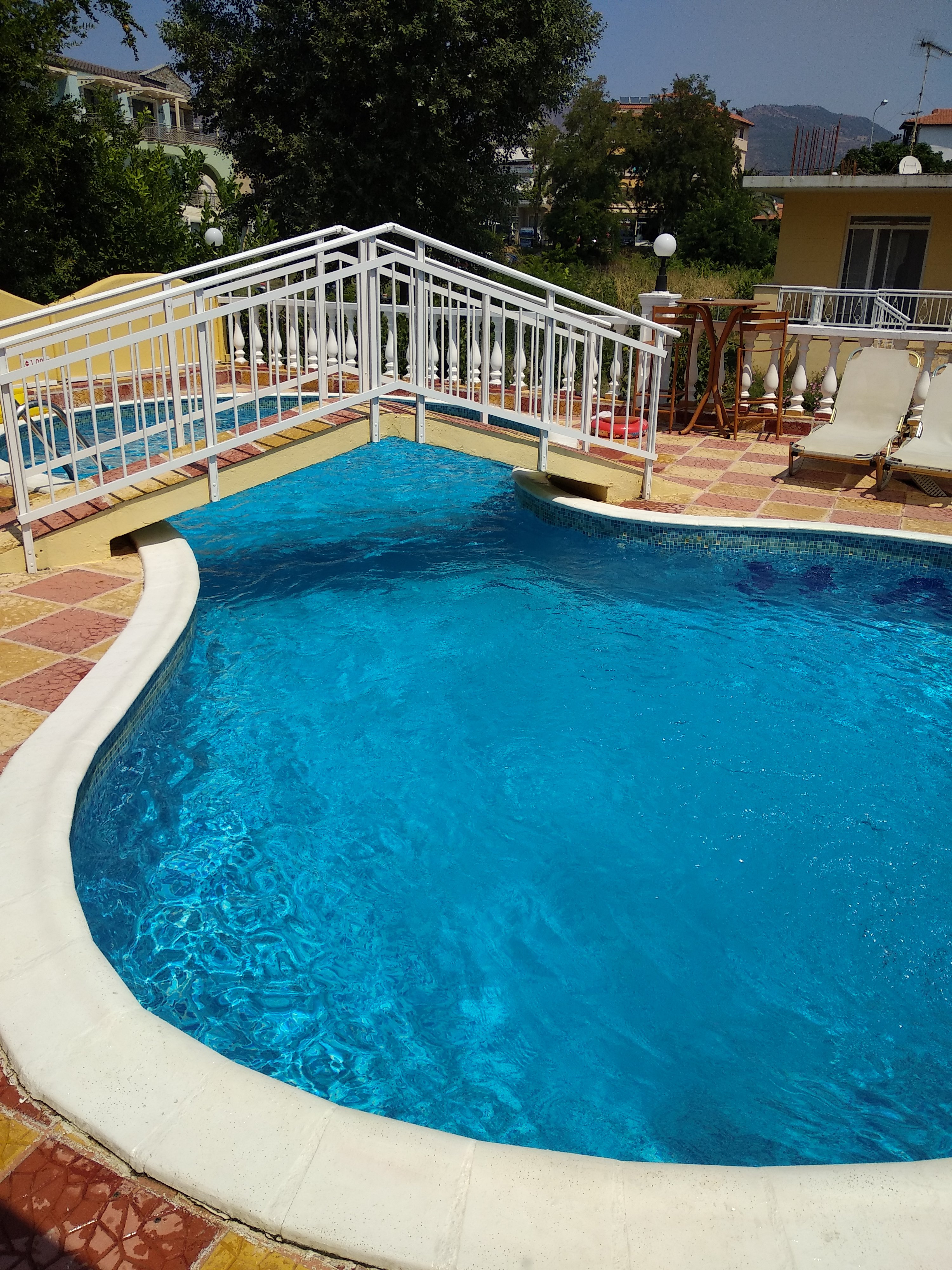 Agali Hotel-泳池